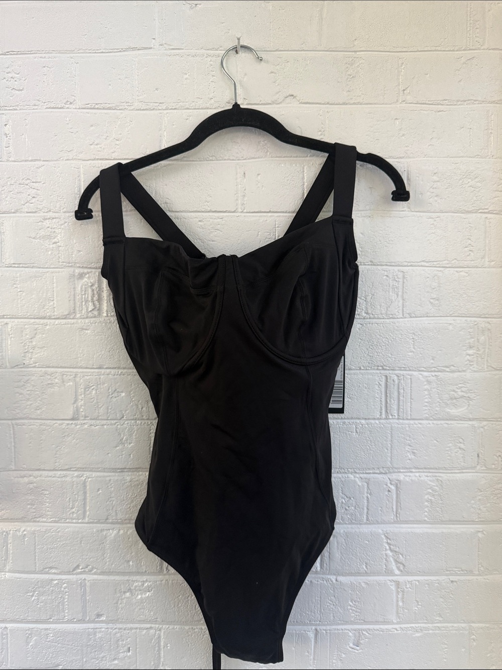 69. NWT  $175 TA3 LARGE REGULAR LONG TORSO FG CUP STYLE LIFTY